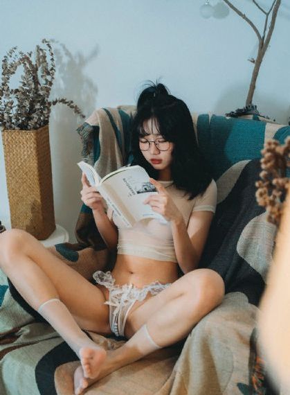 年轻的小姨子3_超清电影在线观看